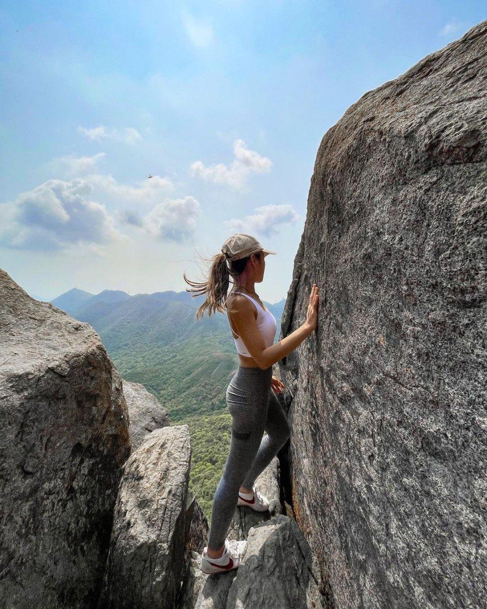 Çin'de selfie çekilen fenomen, kayalıklardan düşüp öldü