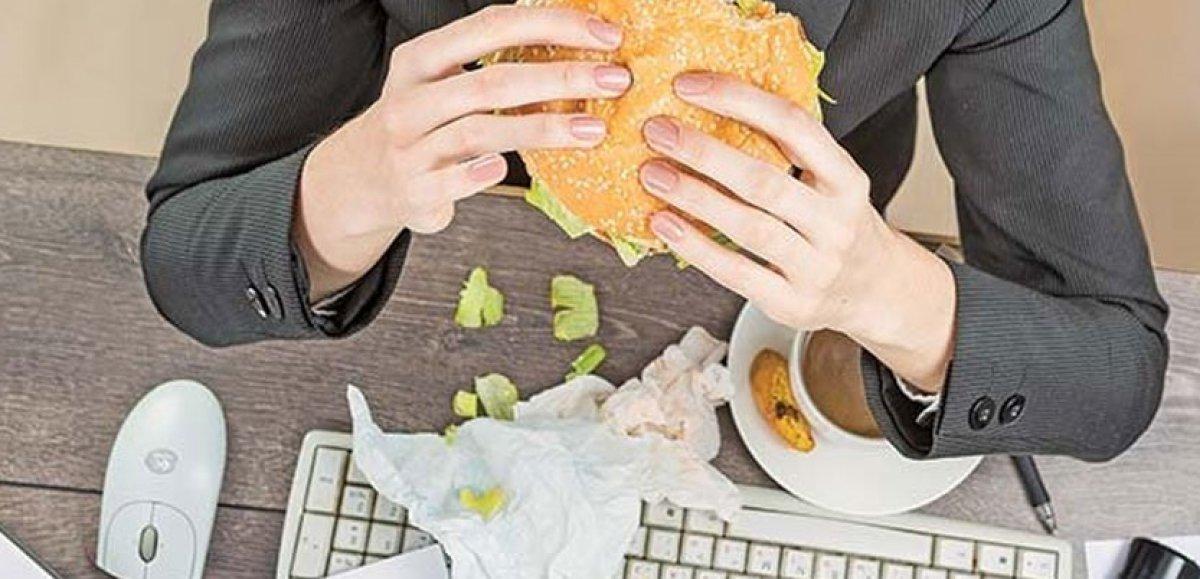 Hızlı yemek yemenin neden olduğu sorunlar