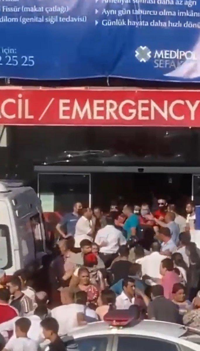 Küçükçekmece’de kız alıp verme kavgası: 2 yaralı