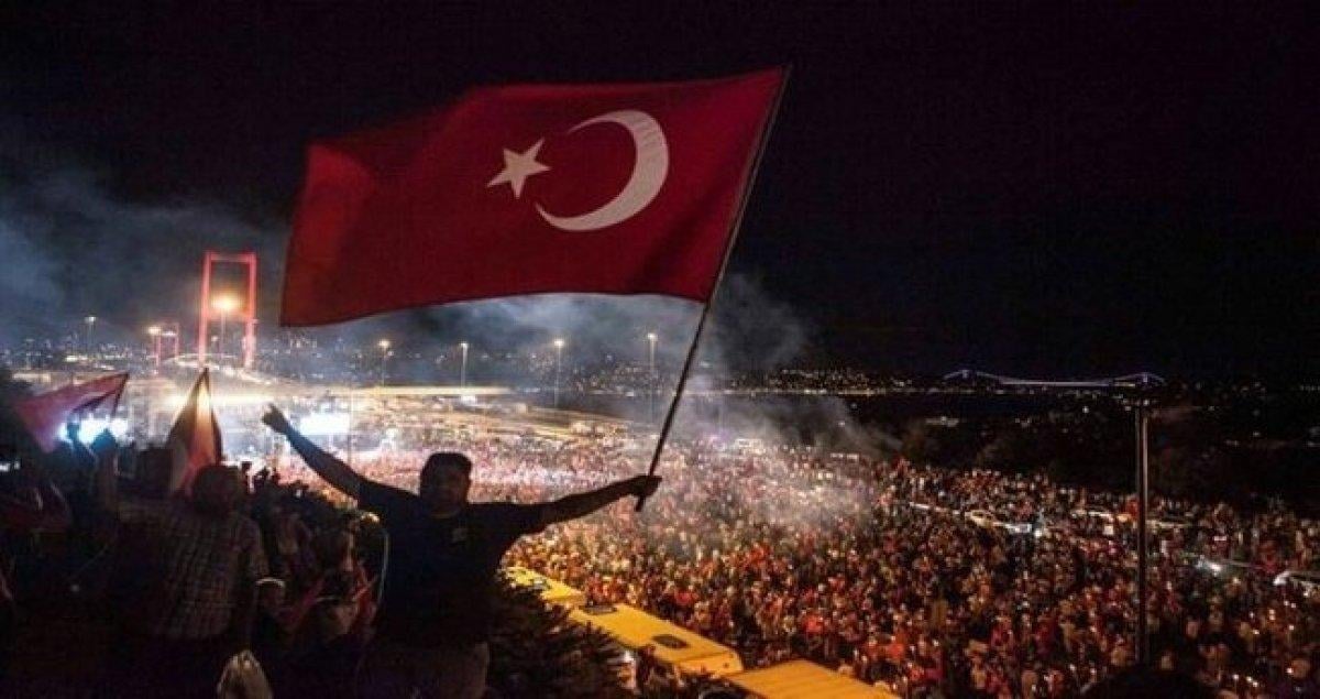 15 Temmuz mesajları 2021: Anlamlı, içten, duygusal şehitleri anma ve demokrasi sözleri
