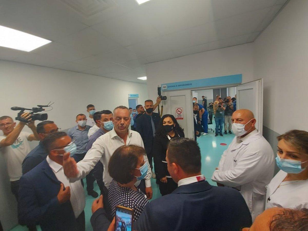 Kosova’daki bir kasabada 1500 kişi zehirlendi