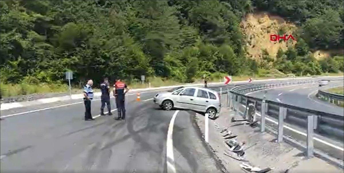 Zonguldak’ta yola dökülen mazot, kaza getirdi