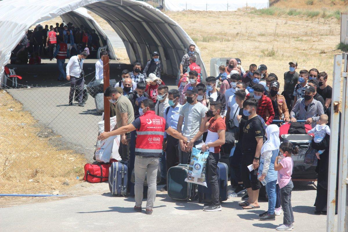 9 günde 18 bin Suriyeli ülkesine döndü