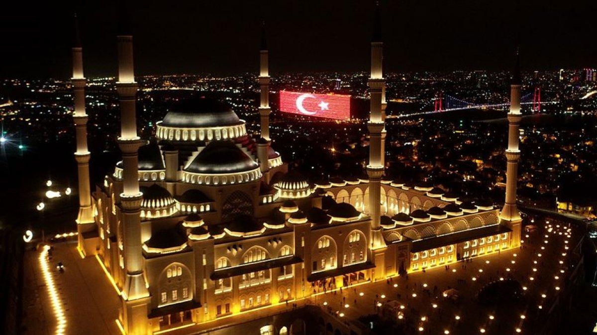 15 Temmuz selası saat kaçta okunacak? Diyanet duyurdu