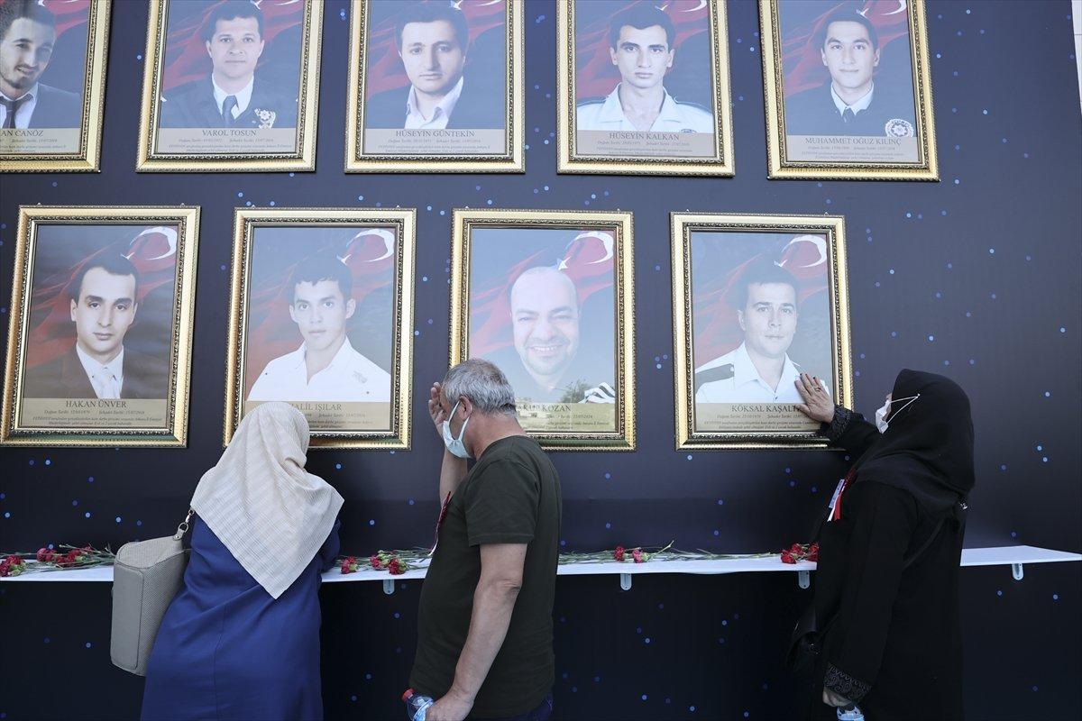 Darbecilerin vurduğu Ankara İl Emniyet Müdürlüğü'nde tören