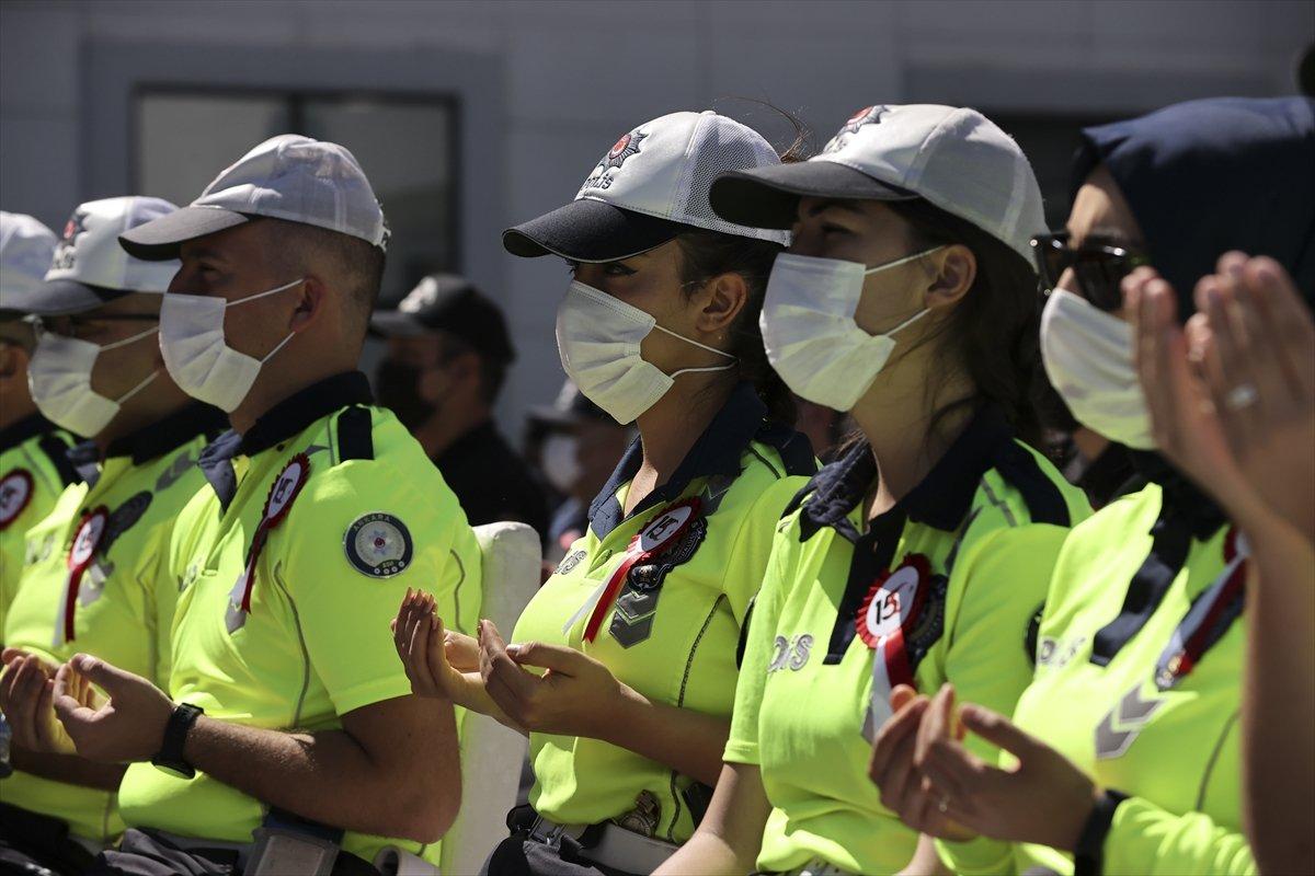 Darbecilerin vurduğu Ankara İl Emniyet Müdürlüğü'nde tören