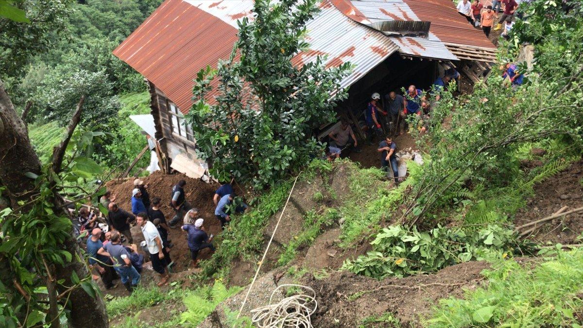 Rize'de sel felaketi nedeniyle hayatını kaybedenlerin sayısı
