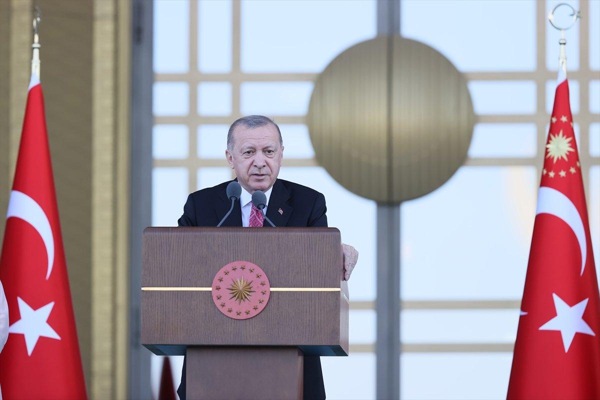 Cumhurbaşkanı Erdoğan: Millete silah çekenin affı olmaz