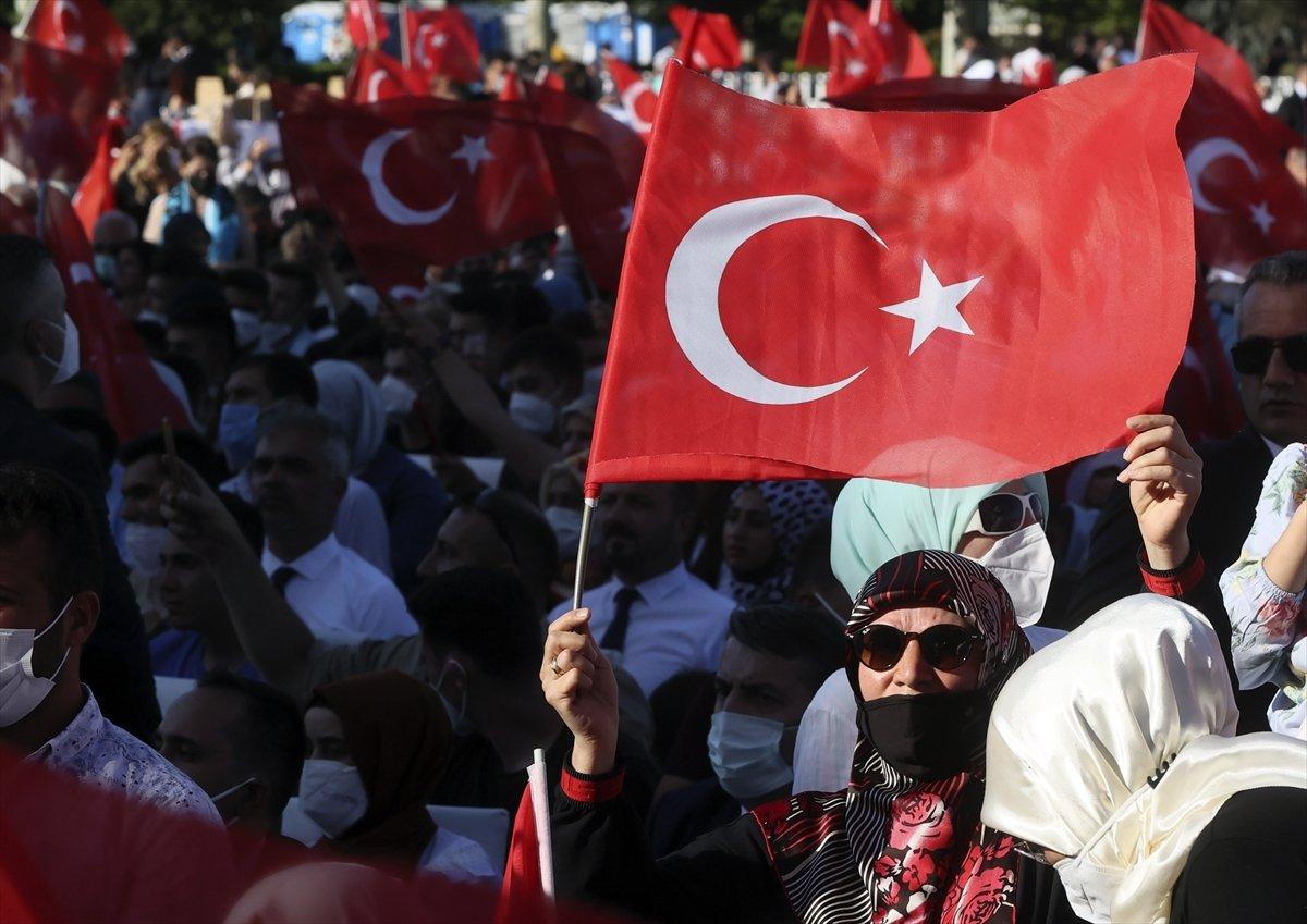 Cumhurbaşkanı Erdoğan: FETÖ'cüler karşımıza dikilseydi şehadete yürüyecektim