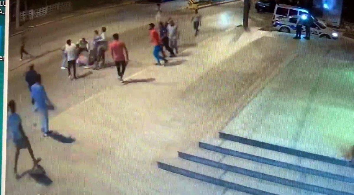 Sakarya'da husumetlileriyle karşılaşınca olanlar oldu