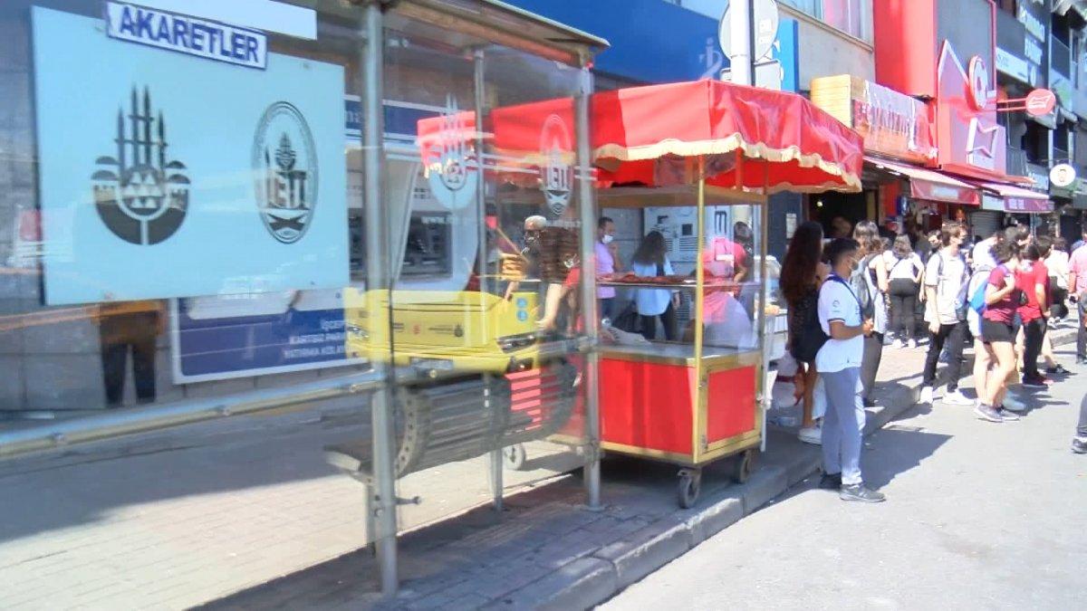 Beşiktaş'ta ters İETT durağı şaşkınlık uyandırdı