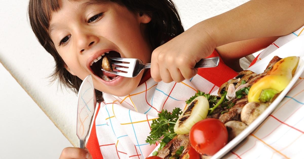 Eti buzdolabından çıkarıp tekrar dondurmayın