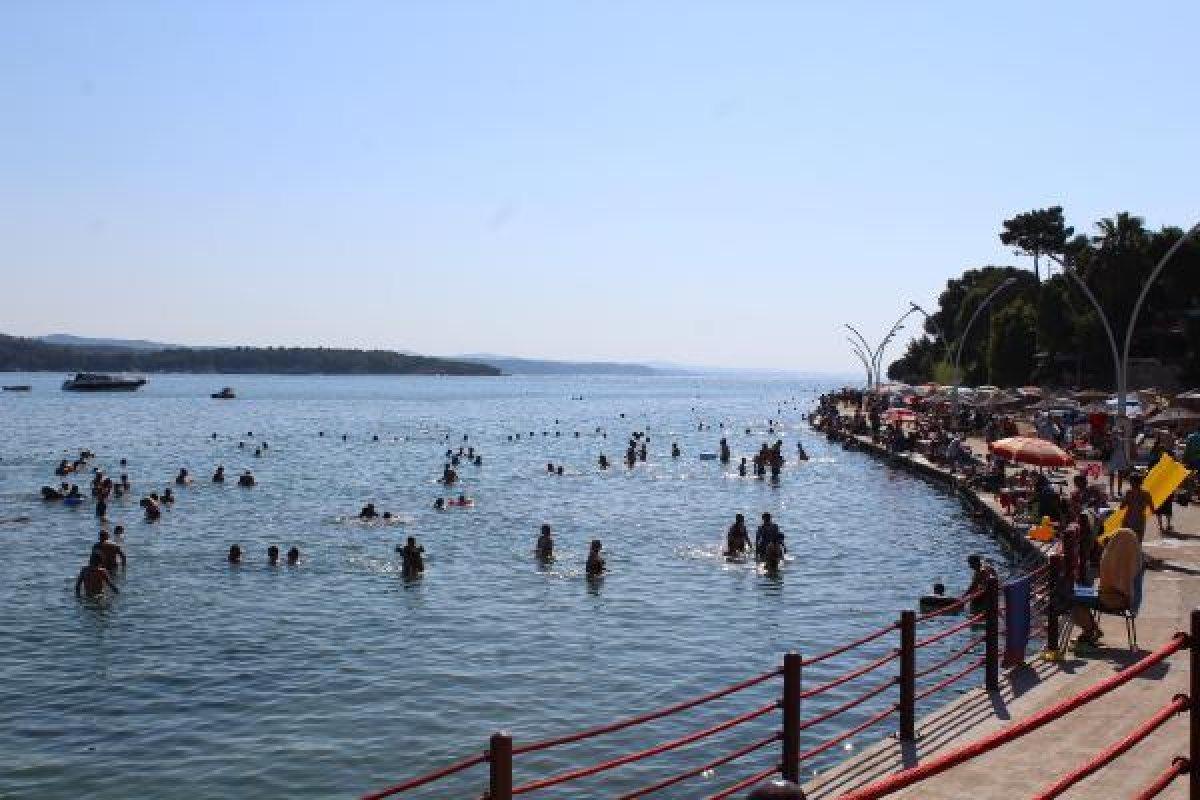 Kocaeli'de sahiller doldu