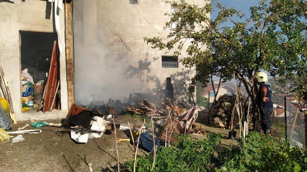 Çorum'da bir evde yangın çıktı