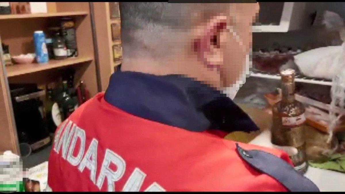 İstanbul’da uyuşturucuyu sıvılaştırıp içecek gibi saklayan şahıs tutuklandı