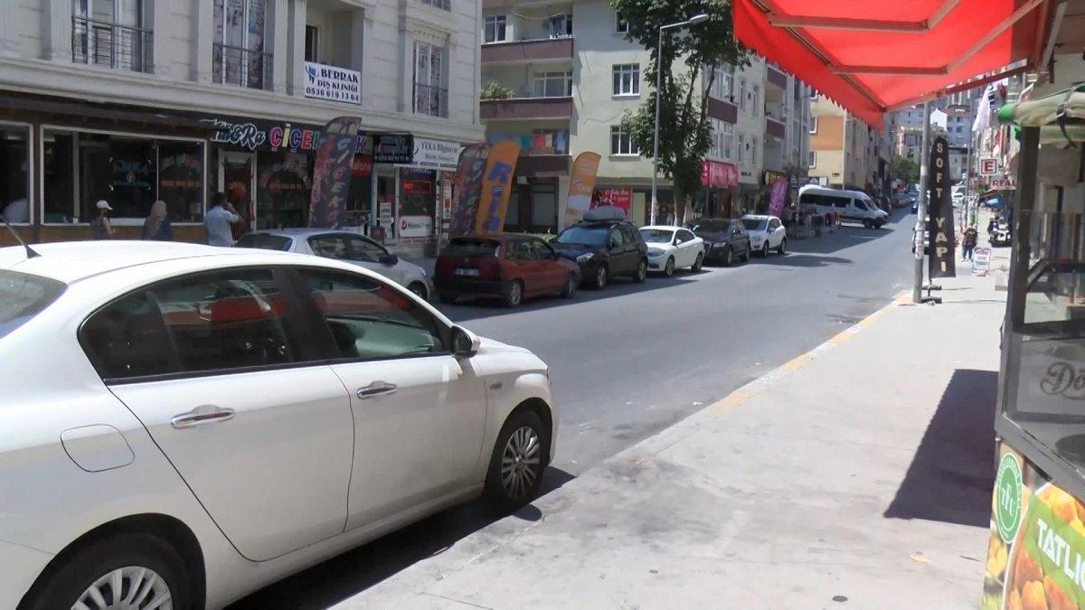 Esenyurt’ta 10 dakikada akü, cep telefonu, cüzdan çalan hırsız kamerada