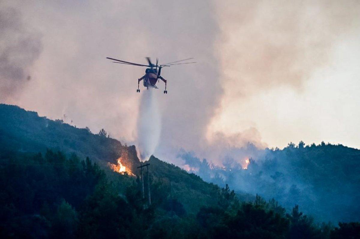 Yunanistan'ın Sisam adasında yangın