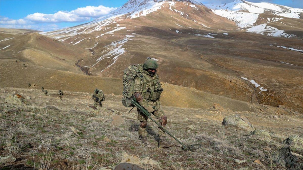 Afgan göçüne karşı 20 bin Mehmetçik pusuda