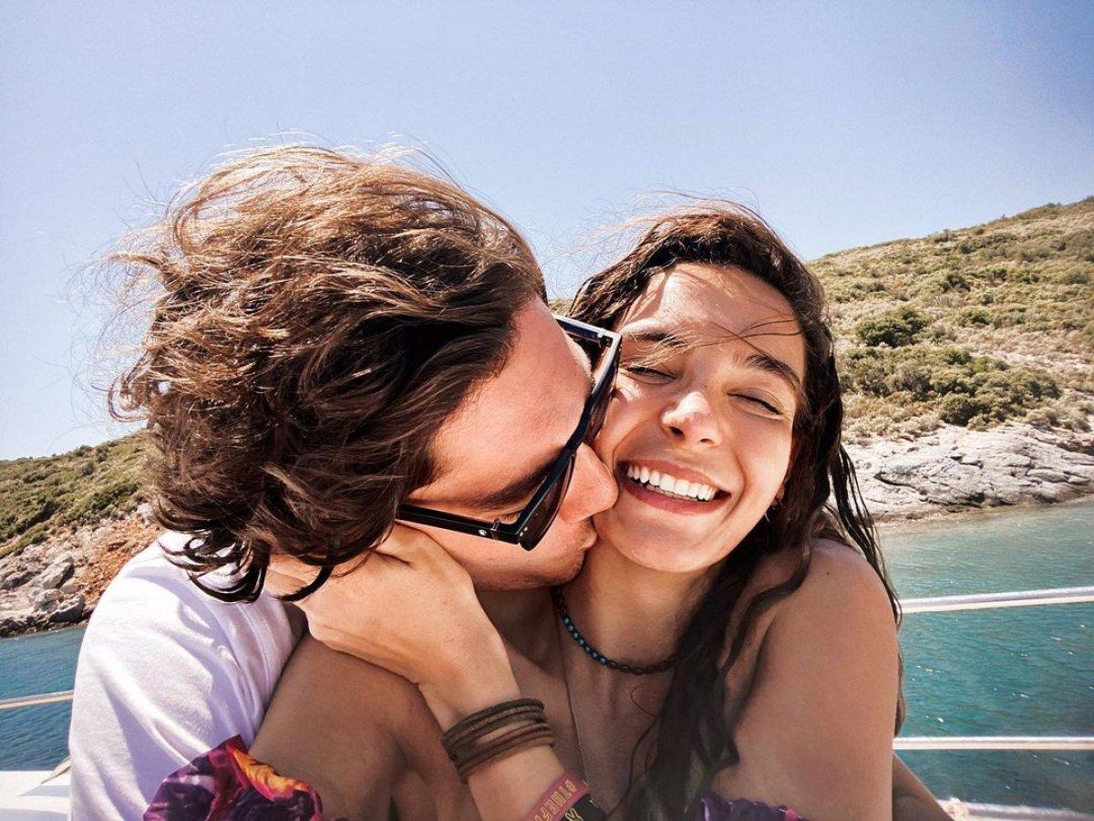 Ebru Şahin ile Cedi Osman Afrika’da