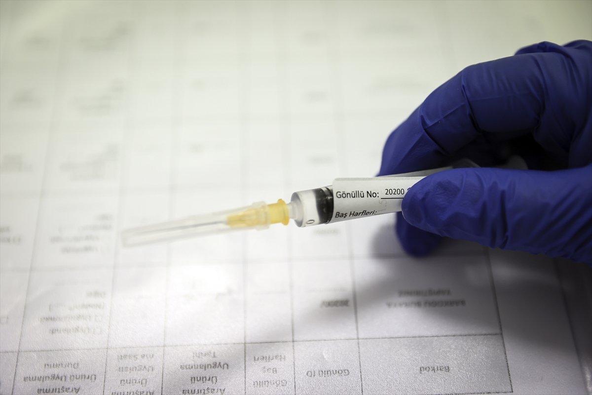 Mustafa Varank: Yerli aşıda herhangi bir yan etki gözlenmedi