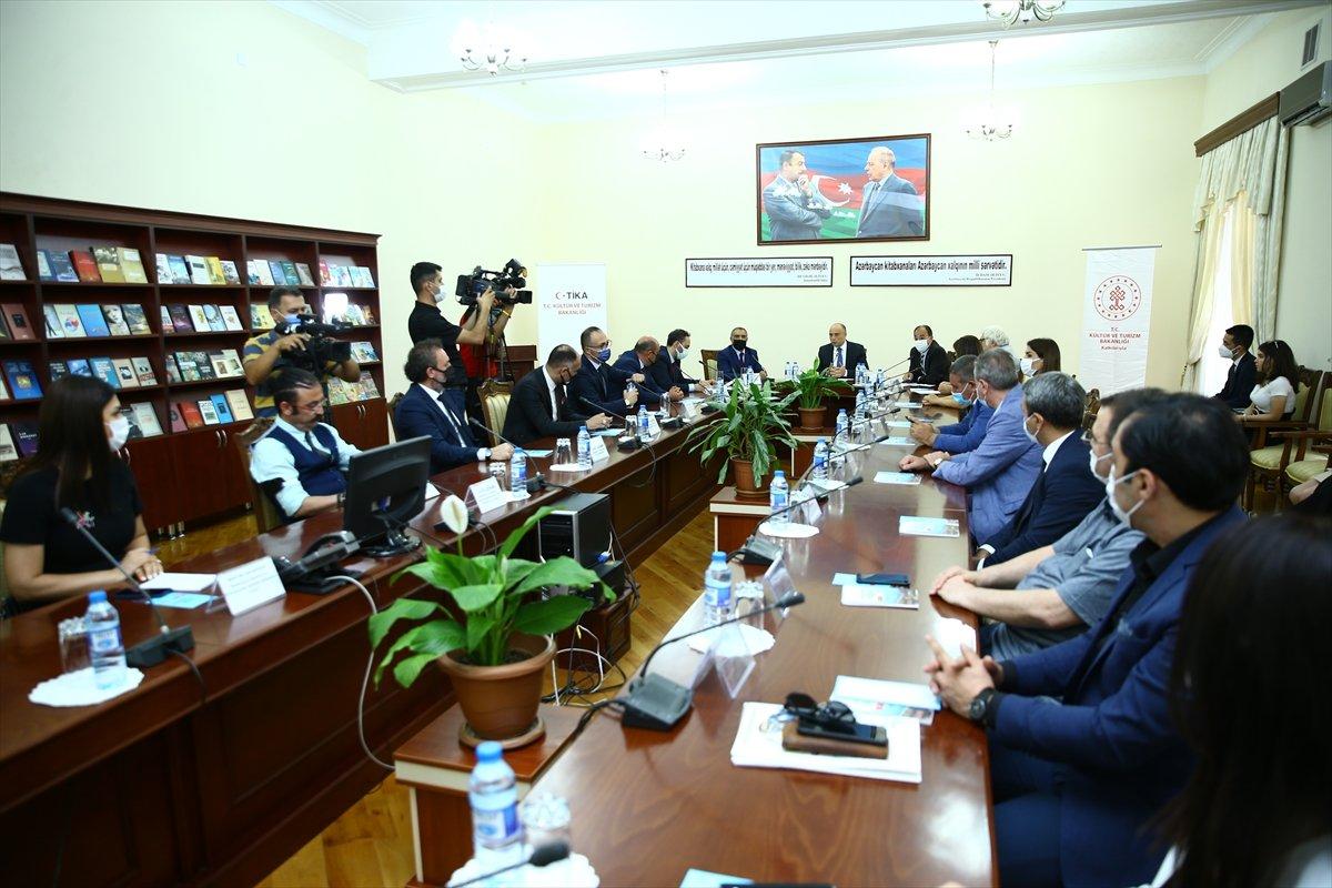 Türkiye'den Karabağ'daki kütüphanelere 10 bin kitap bağışı