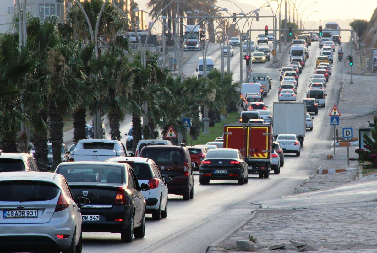 Bodrumlular turistlere sitem etti: Evinizde oturugosenize