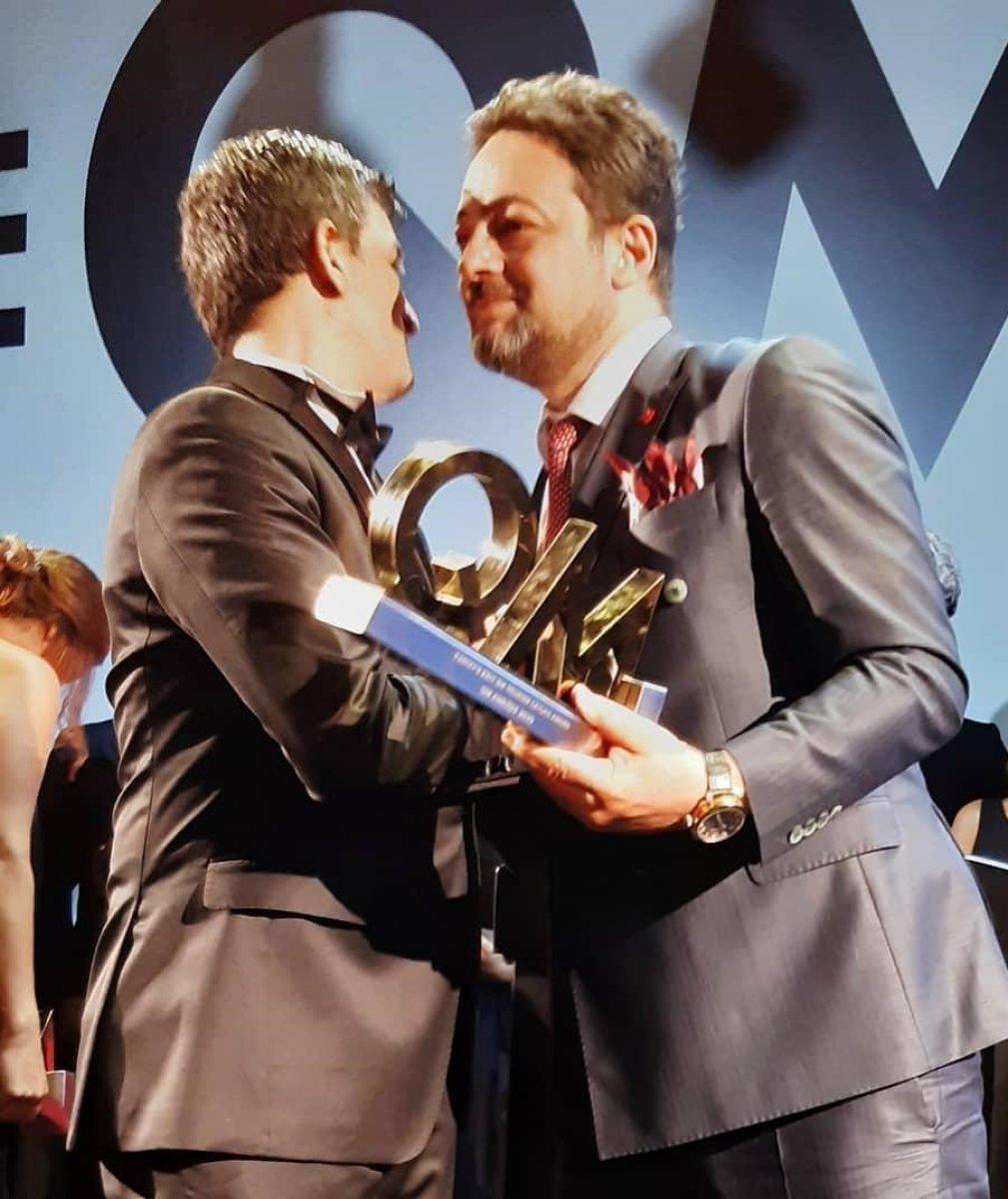 Eskişehir'de turizmci Deniz Demir'e sosyal sorumluluk projesi ödülü