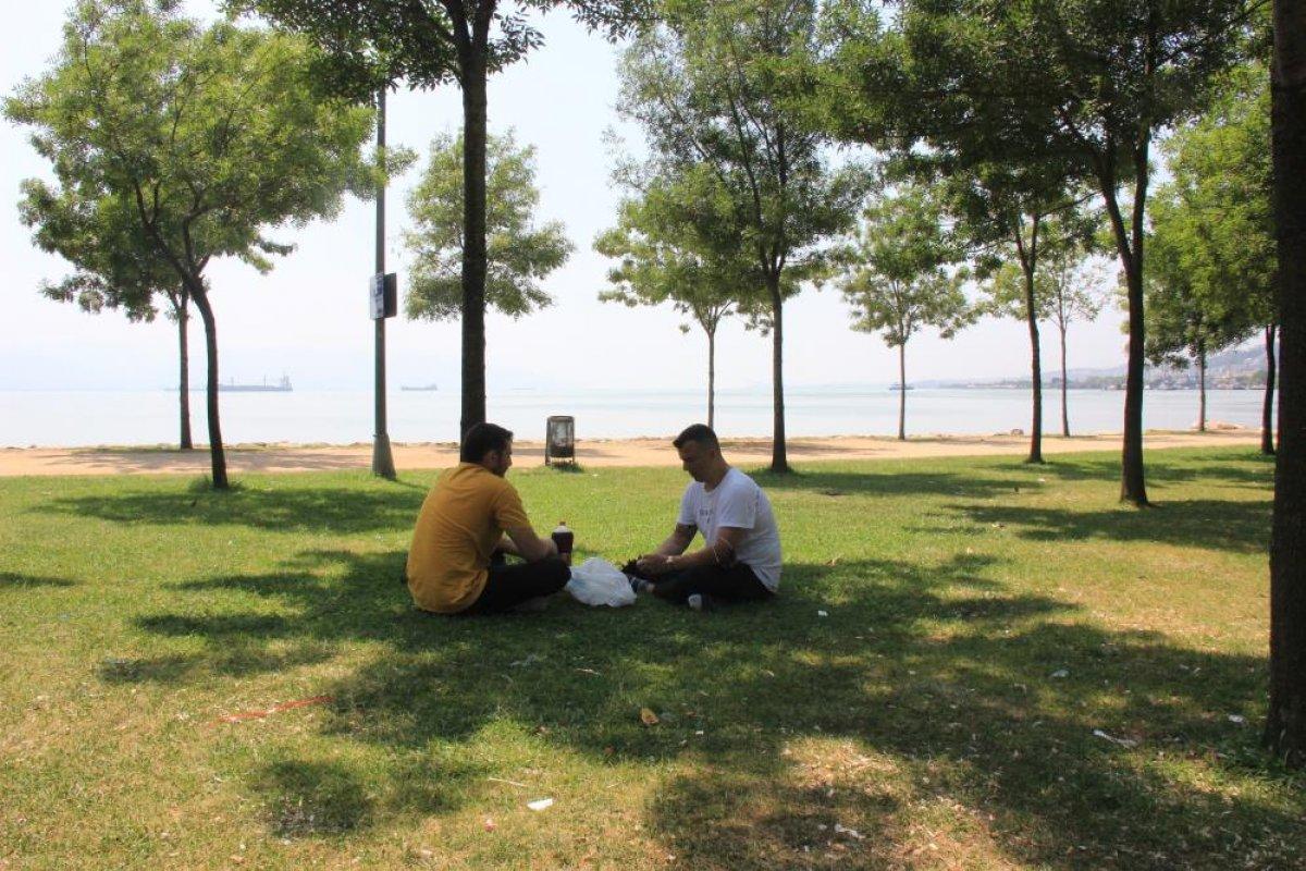 Kocaeli'de termometreler 35 dereceyi gösterdi