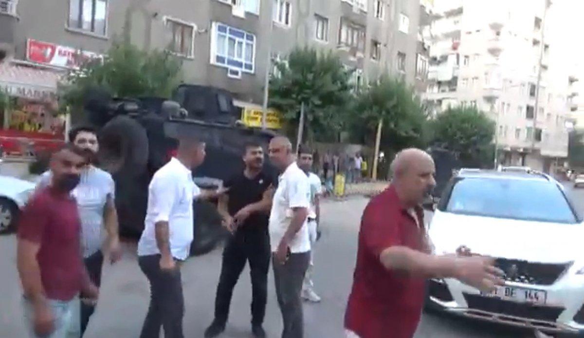 Diyarbakır’da gazetecilere saldırı