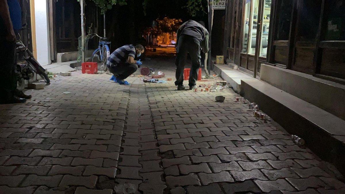 Afyonkarahisar’da hamamda bıçaklı sopalı kavga: 1 ölü