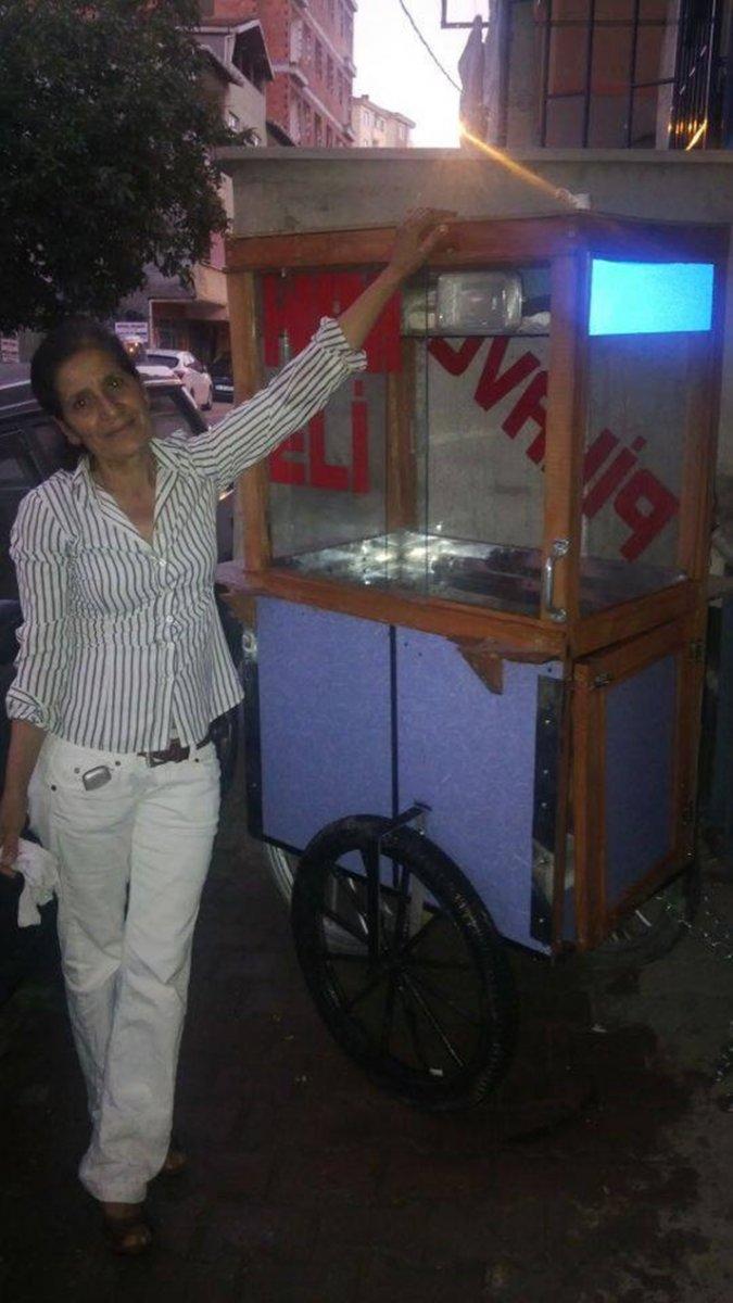 Yazar ve seyyar satıcı Nalan Türkeli'den beşinci kitap