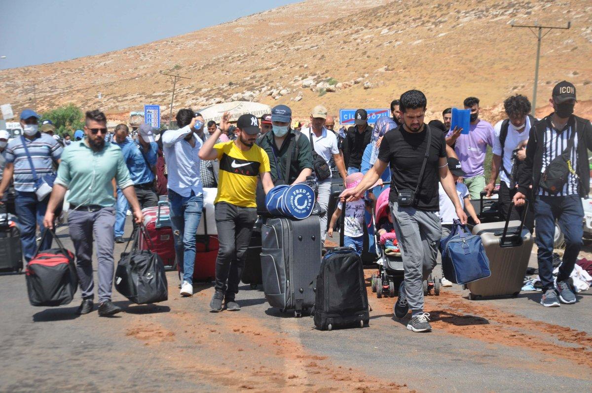44 bin 220 Suriyeli bayram için ülkesine gitti