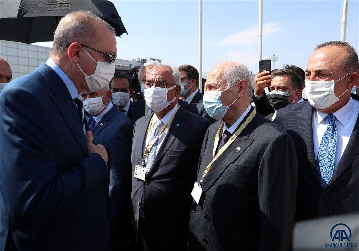 Cumhurbaşkanı Erdoğan, Kıbrıs'a indi