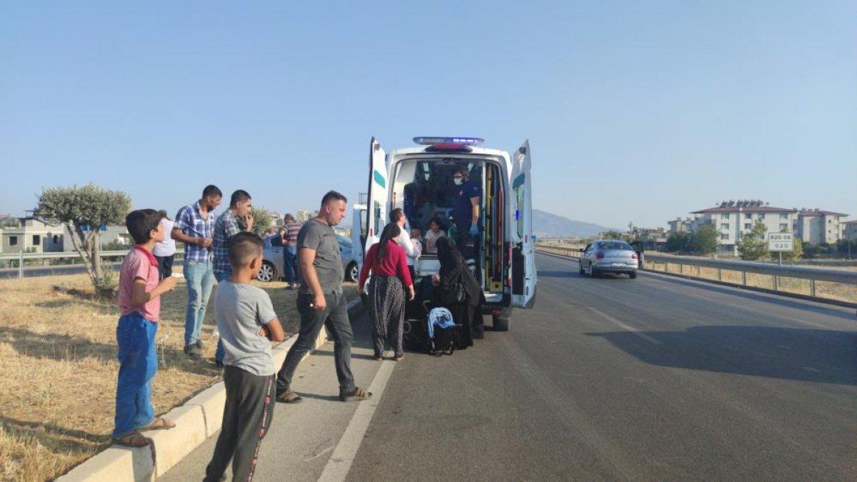 Gaziantep'te araçların çarpışması sonucu 2 kişi yaralandı