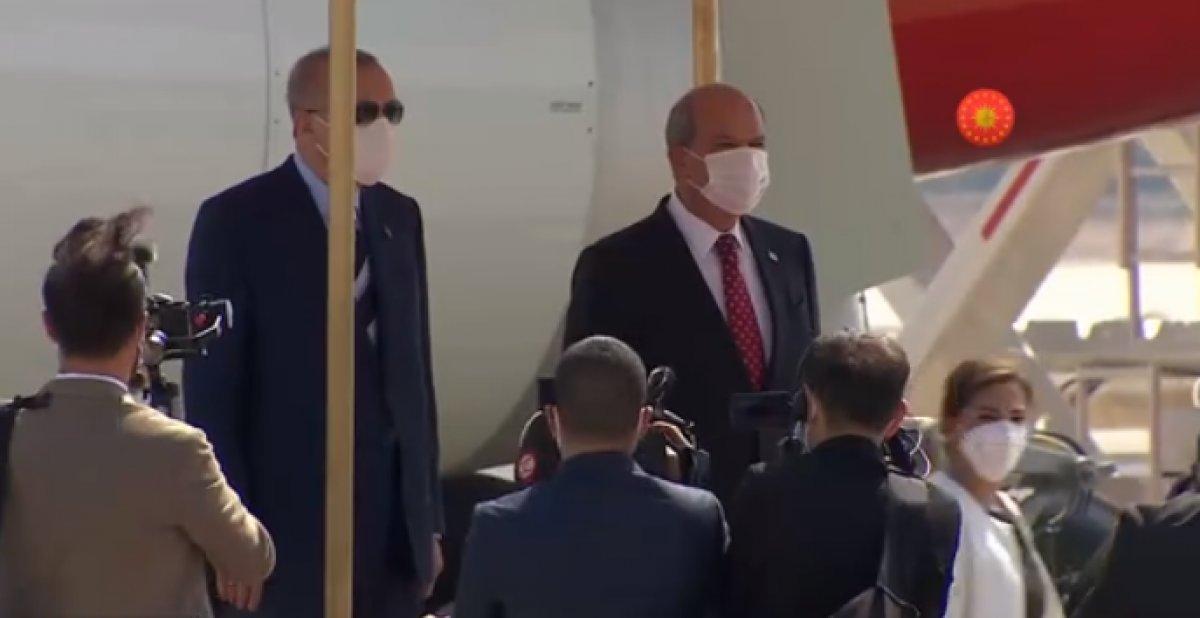 Cumhurbaşkanı Erdoğan, Kıbrıs'a indi