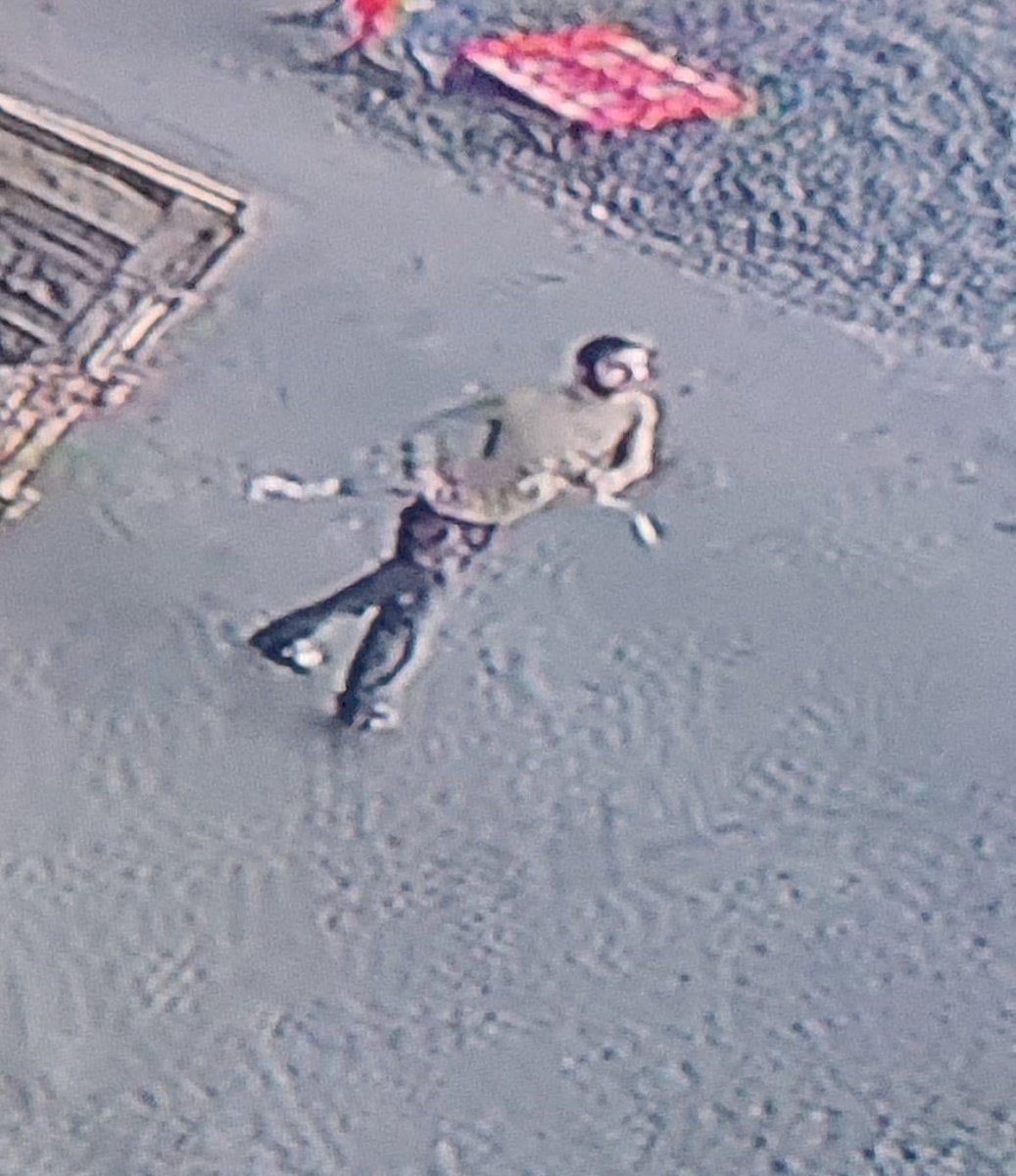 Kağıthane'deki yolcu, durak dışında indirmeye şoföre saldırdı