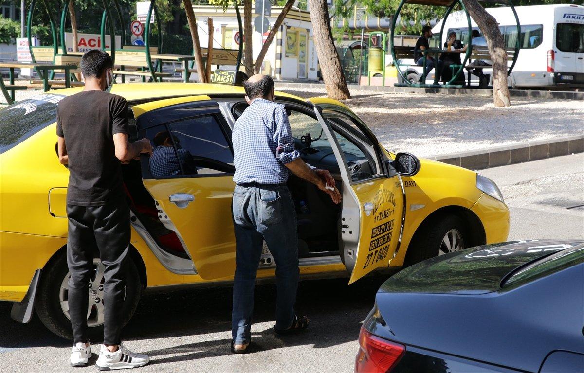 Acemi kasaplar, soluğu hastanede aldı