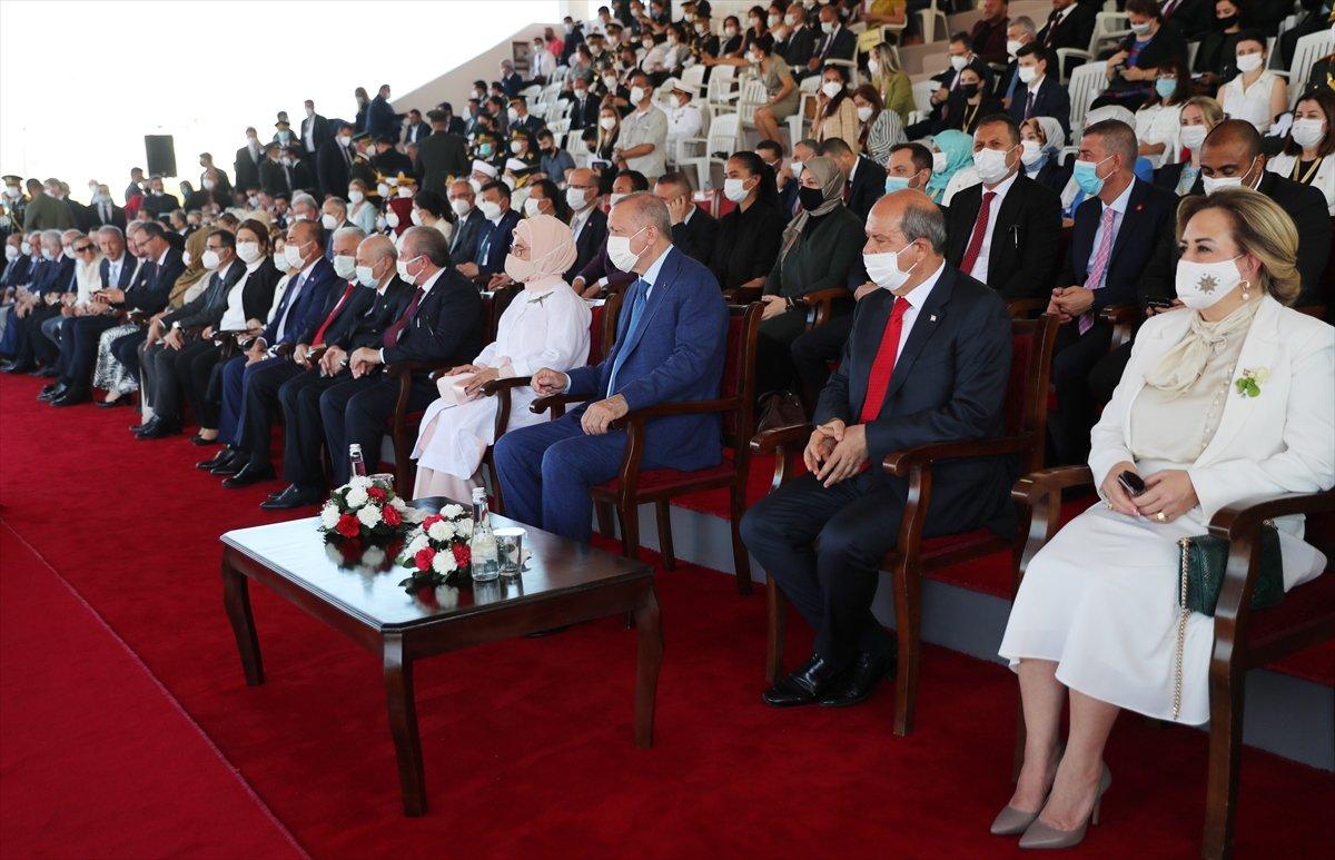 Cumhurbaşkanı Erdoğan, Kıbrıs'ta düzenlenen törene katıldı
