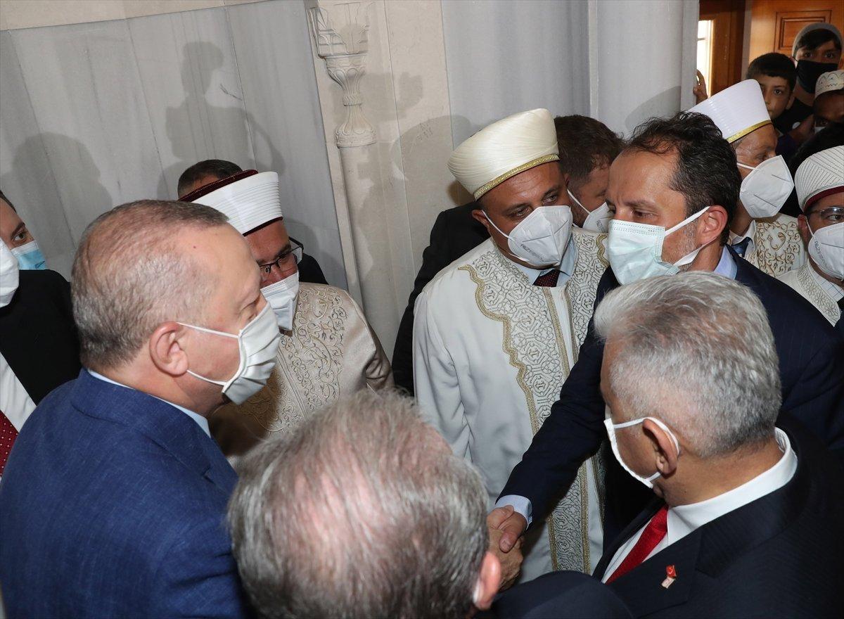 Cumhurbaşkanı Erdoğan, Kurban Bayramı namazını KKTC'de kıldı