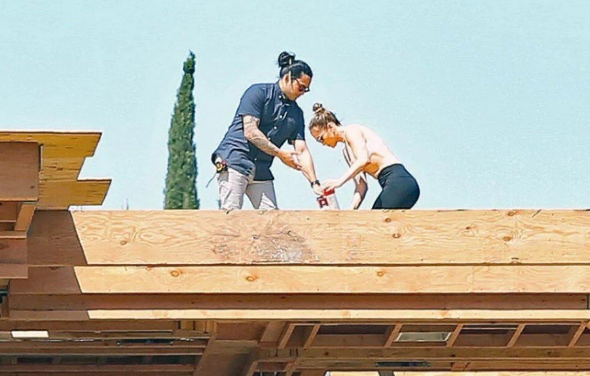 Jennifer Lopez, Ben Affleck ile birlikte yaşayacağı evin inşaatını denetledi