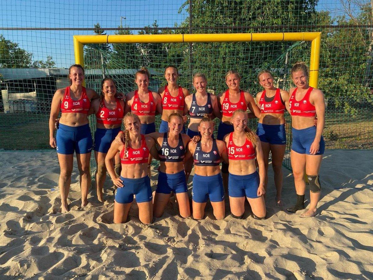 Bikini yerine şort giyen Norveç Kadın Hentbol Takımı ceza alacak