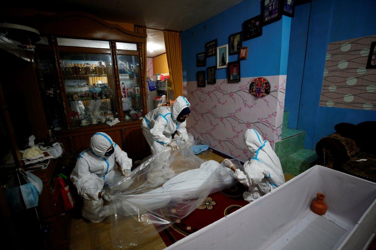 Salgının yeni merkezi Endonezya oldu