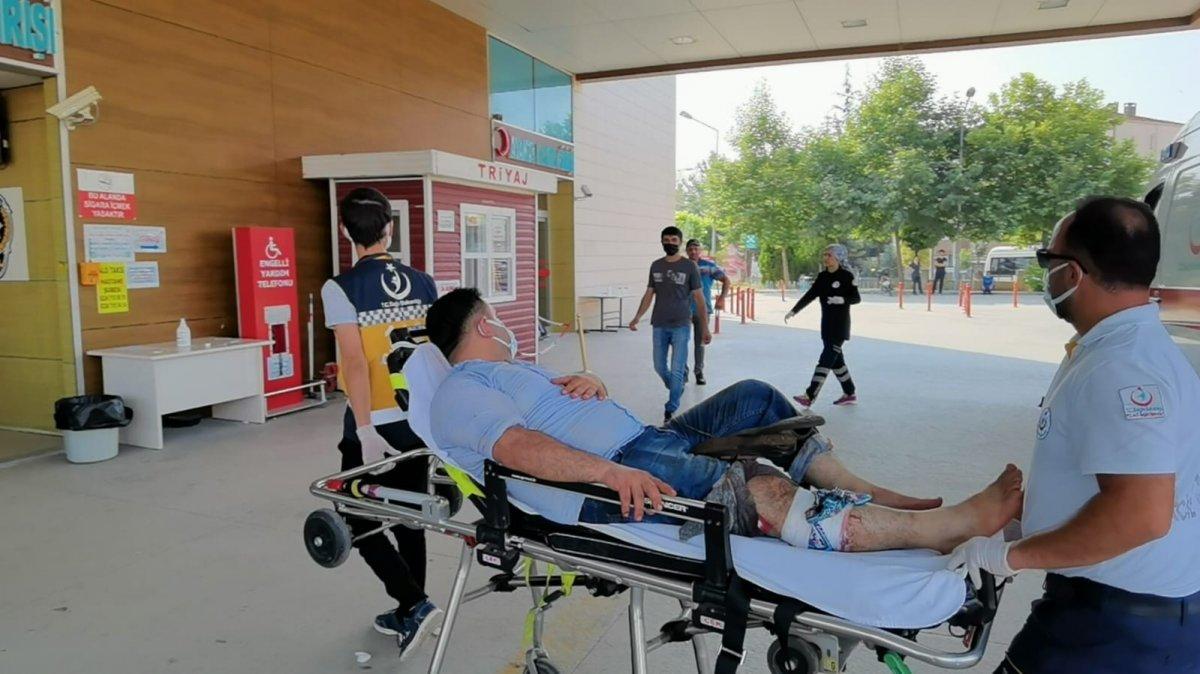 Acemi kasaplar, soluğu hastanede aldı