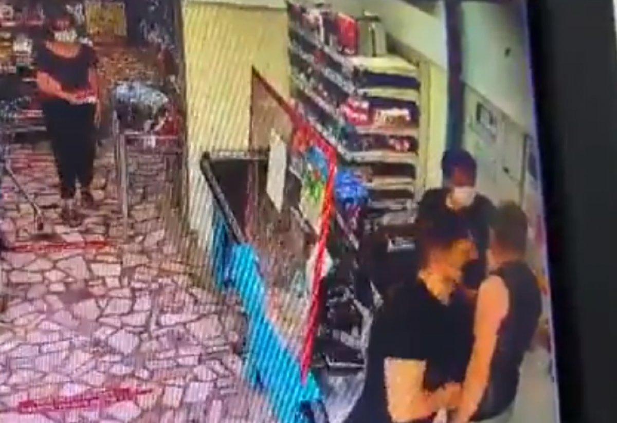İndirimli ped öneren kasiyer, müşterinin kocası tarafından darbedildi