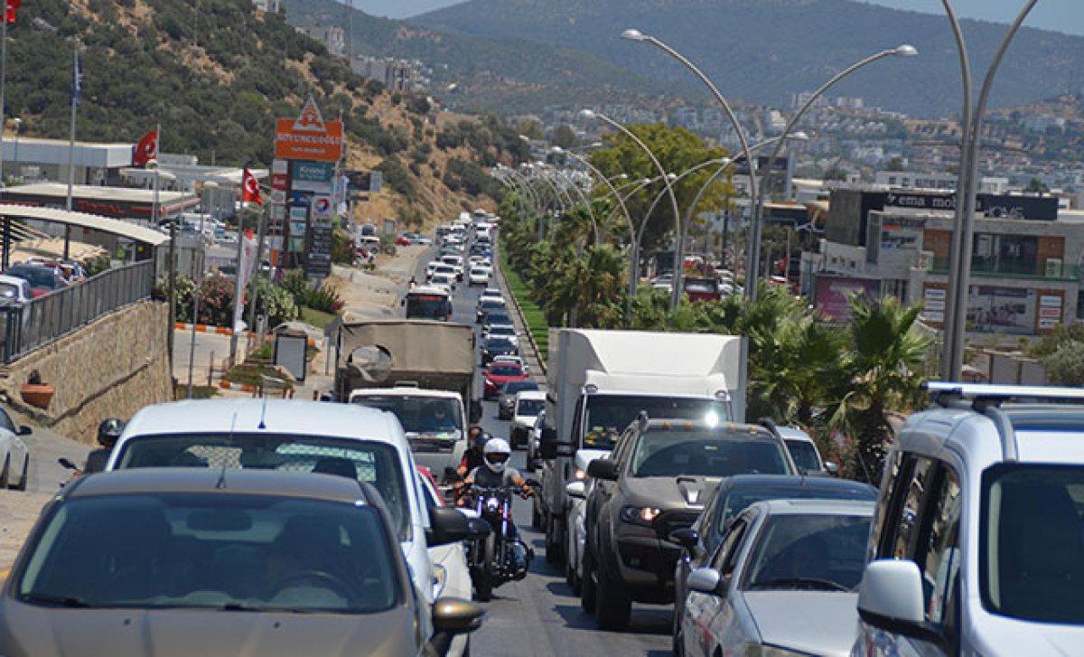 Bodrum Belediye Başkanı, artan nüfusa sitem etti