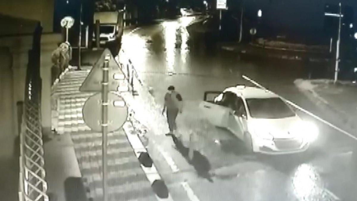 Kartal'da lüks siteye kurşun yağmuru: 15 el ateş edildi