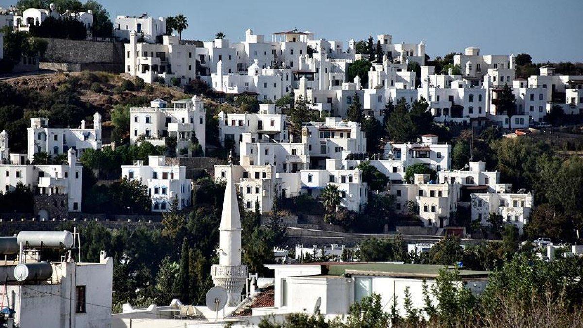 Bodrum Belediye Başkanı, artan nüfusa sitem etti
