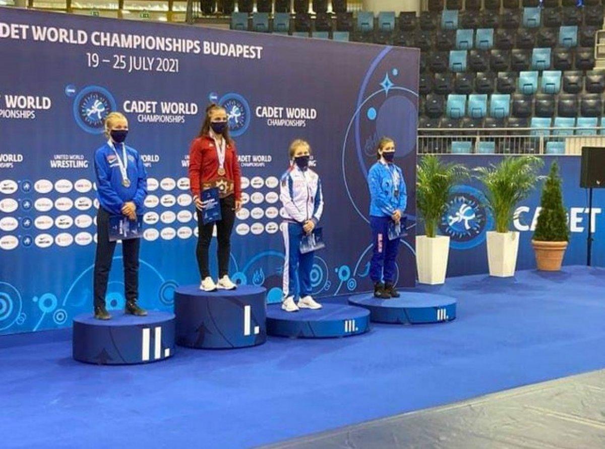 Milli Güreşçi Selvi İlyasoğlu Dünya Şampiyonu oldu