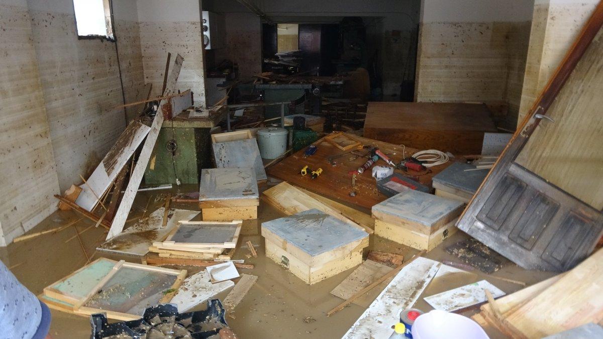 Artvin Arhavi'de sular çekilmeye başlayınca bilançonun büyüklüğü ortaya çıktı