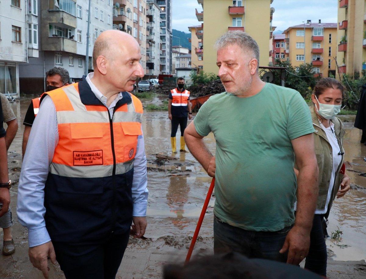 Artvin Arhavi'de sular çekilmeye başlayınca bilançonun büyüklüğü ortaya çıktı